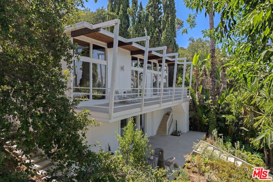 Property photo for 1335 Columbia Drive, Glendale, CA