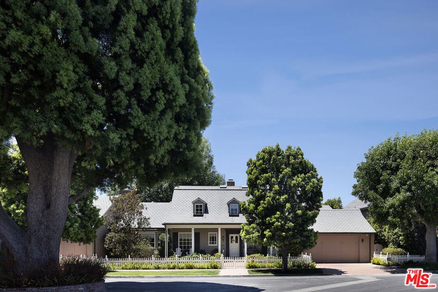 Property photo for 10030 Toluca Lake Avenue, Toluca Lake, CA