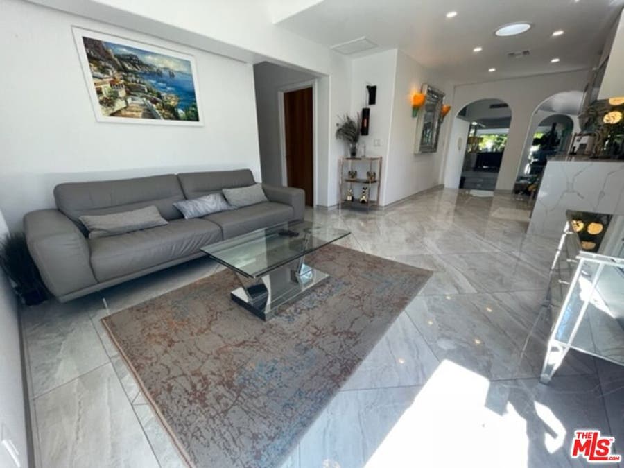 Property photo for 425 Sunridge Street, Playa Del Rey, CA