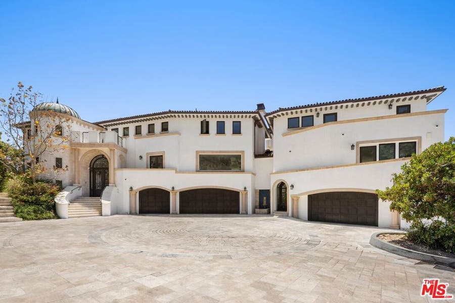 Property photo for 22435 Pacific Coast Highway, Malibu, CA