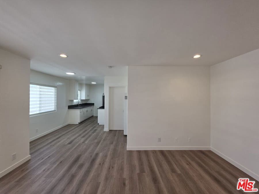 Property photo for 2009 Carnegie Lane, #7, Redondo Beach, CA