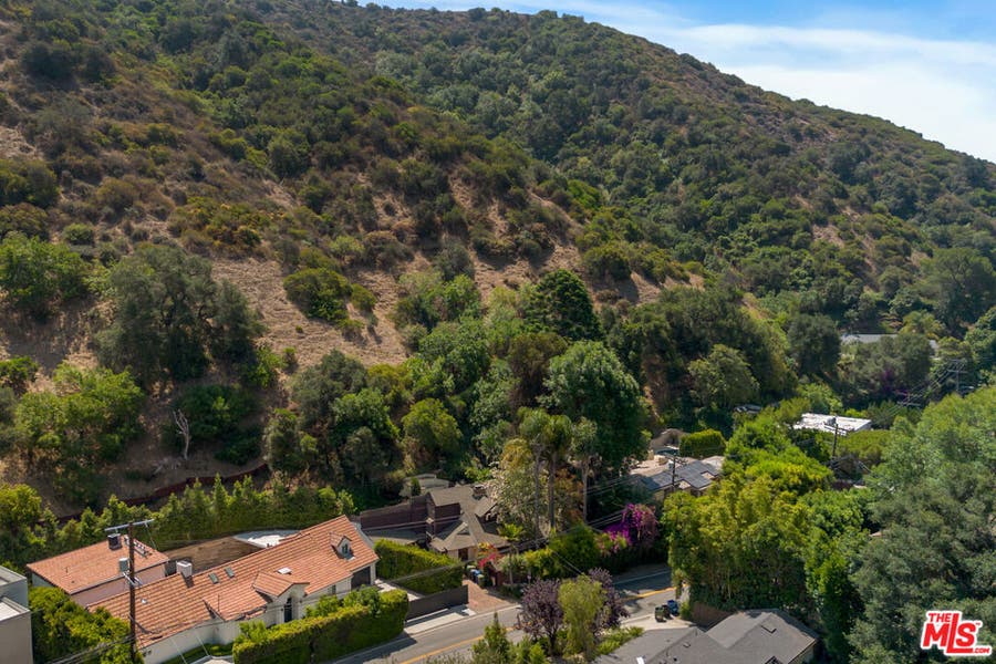 Property photo for 2030 Benedict Canyon Drive, Los Angeles, CA