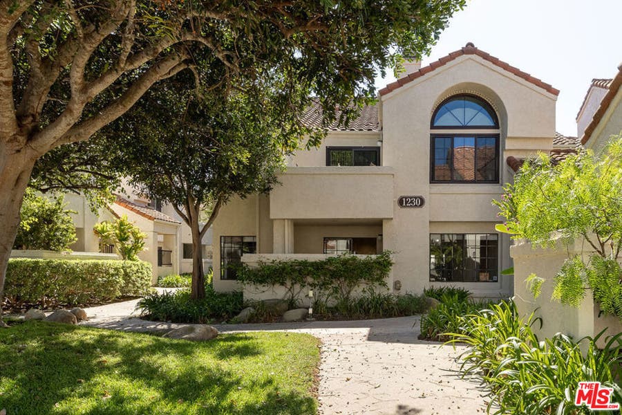 Property photo for 1230 Franciscan Court, #1, Carpinteria, CA