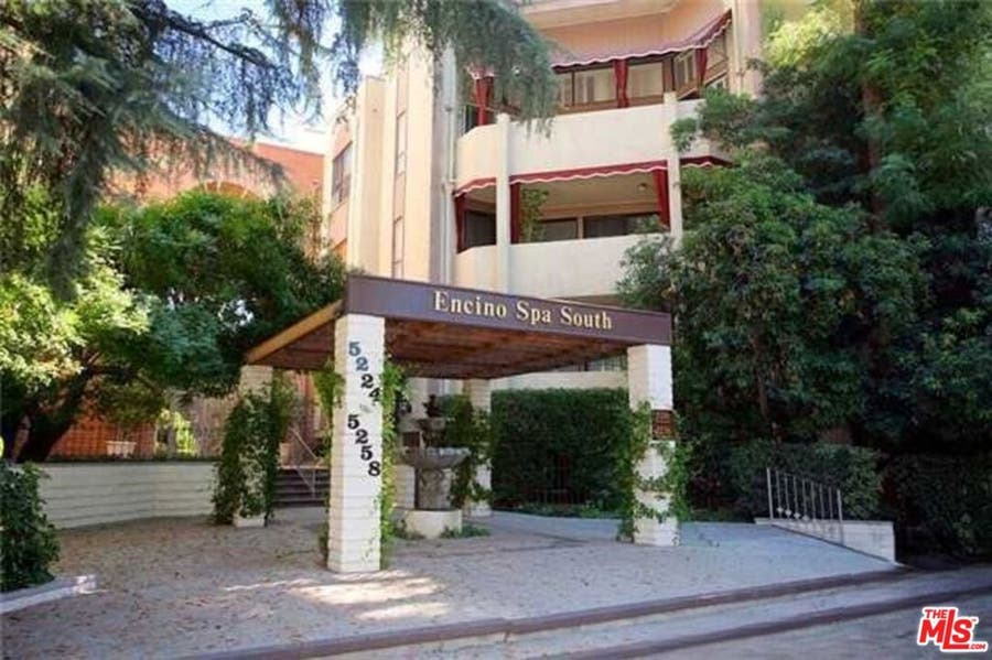 Property photo for 5224 Yarmouth Avenue, #3, Los Angeles, CA