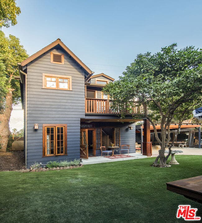 Property photo for 1718 S Hobart Boulevard, Los Angeles, CA