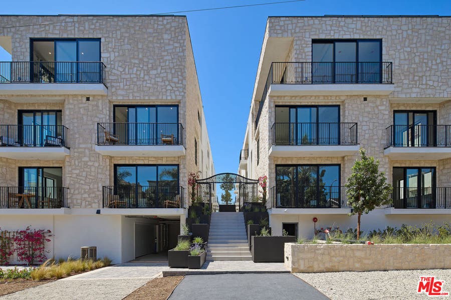 Property photo for 11967 Mayfield Ave, #105, Los Angeles, CA