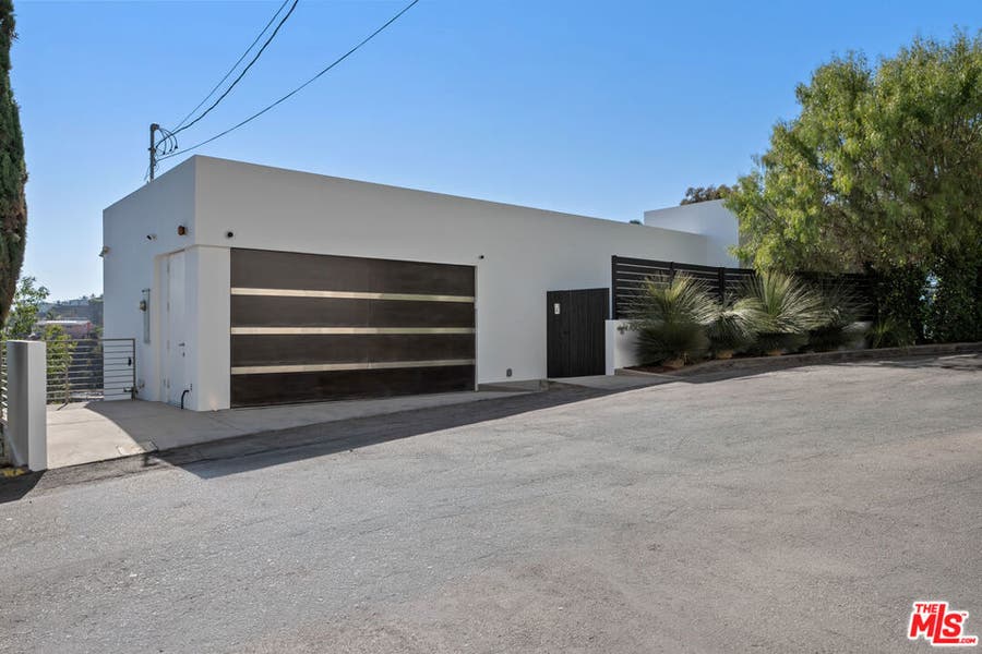 Property photo for 8760 Hollywood Boulevard, Los Angeles, CA