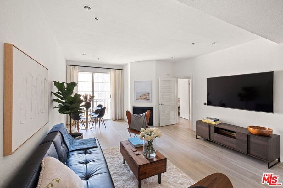 Property photo for 585 N Rossmore Avenue, #506, Los Angeles, CA