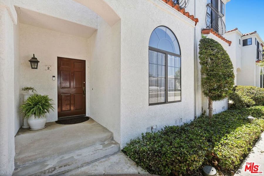 Property photo for 516 W 219th Street, #2, Carson, CA