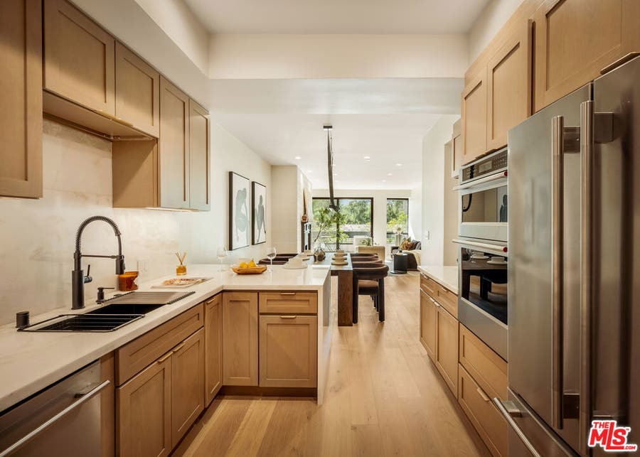 Property photo for 10551 Wilshire Boulevard, #403, Los Angeles, CA