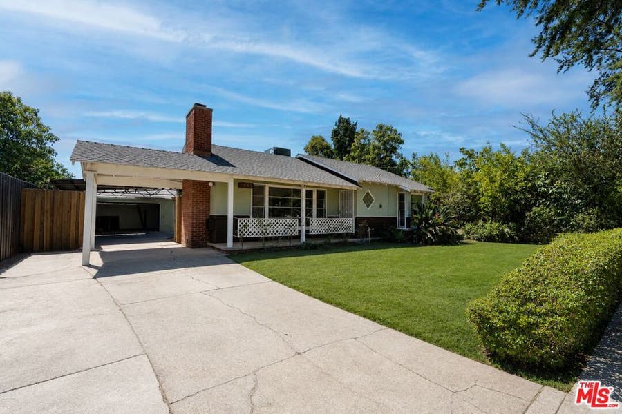 Property photo for 7535 Etiwanda Avenue, Los Angeles, CA