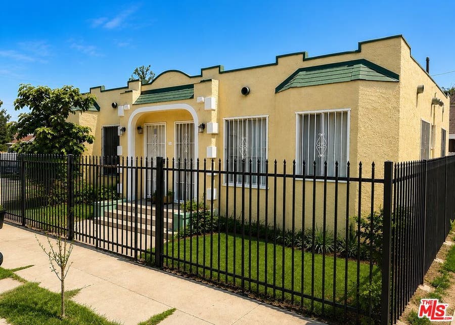 Property photo for 1012 N Willow Avenue, Compton, CA