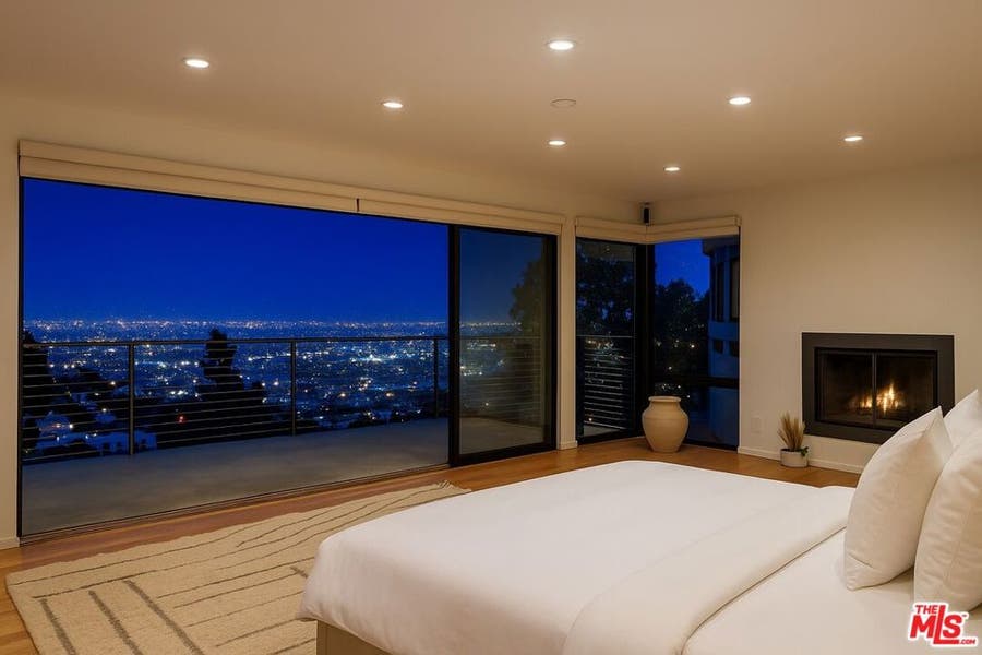 Property photo for 8634 Franklin Avenue, Los Angeles, CA