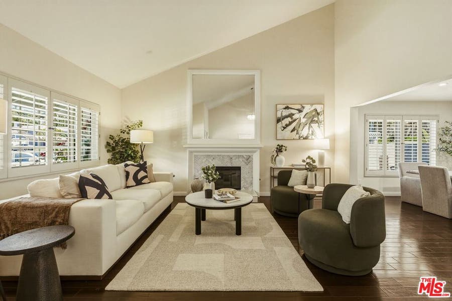 Property photo for 7262 Elmsbury Lane, West Hills, CA