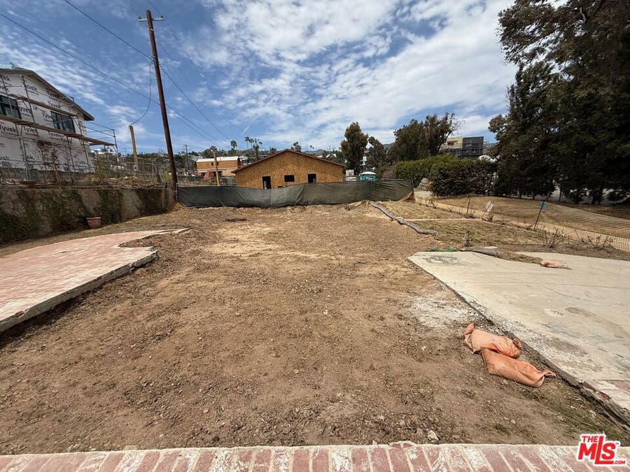Property photo for 16655 W Sunset Boulevard, Los Angeles, CA