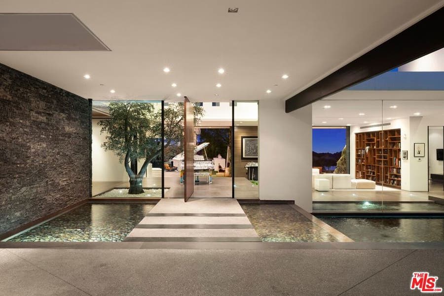 Property photo for 3000 Benedict Canyon Drive, Beverly Hills, CA