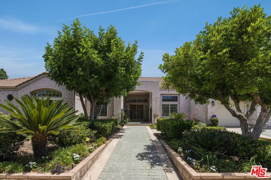 Property photo for 9550 White Oak Avenue, Los Angeles, CA
