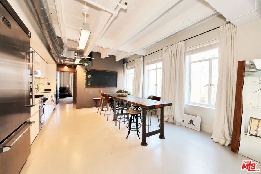Property photo for 6253 HOLLYWOOD Boulevard, #601, Los Angeles, CA