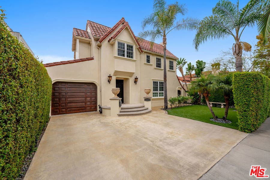 Property photo for 6138 Maryland Drive, Los Angeles, CA