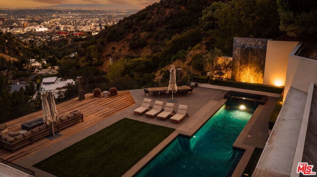 1877 Rising Glen Road, Los Angeles, CA 90069 1877 Rising Glen Road, Los Angeles, CA 90069
