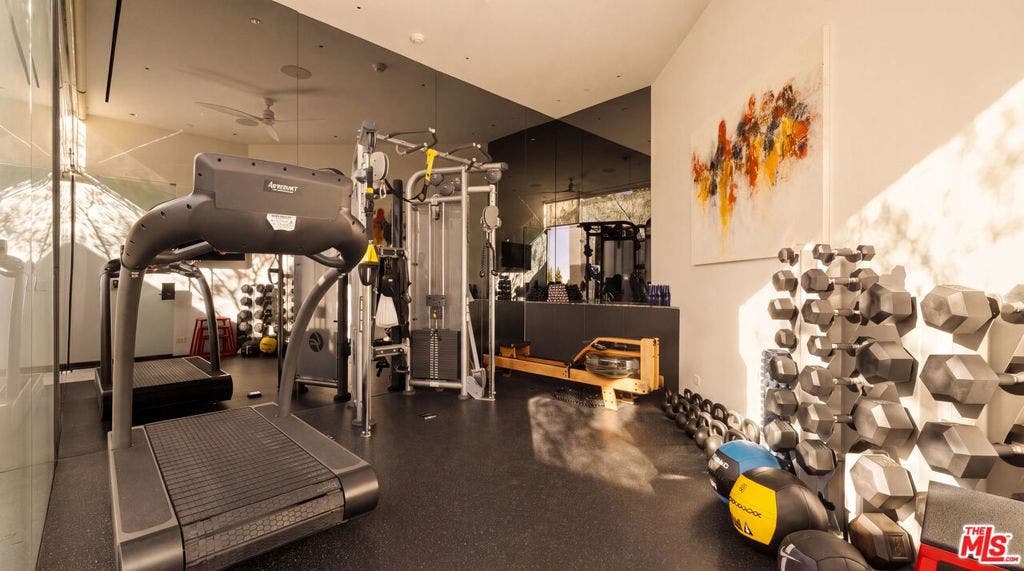 1877 Rising Glen Road, Los Angeles, CA 90069 1877 Rising Glen Road, Los Angeles, CA 90069