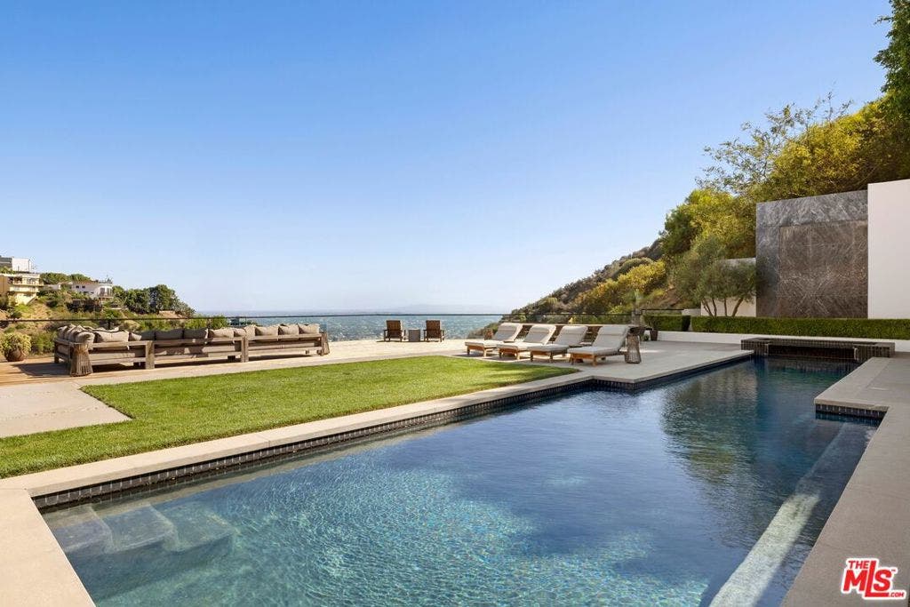 1877 Rising Glen Road, Los Angeles, CA 90069 1877 Rising Glen Road, Los Angeles, CA 90069