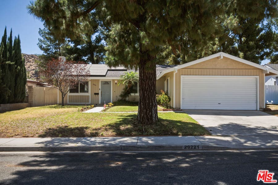 Property photo for 29221 Florabunda Road, Canyon Country, CA