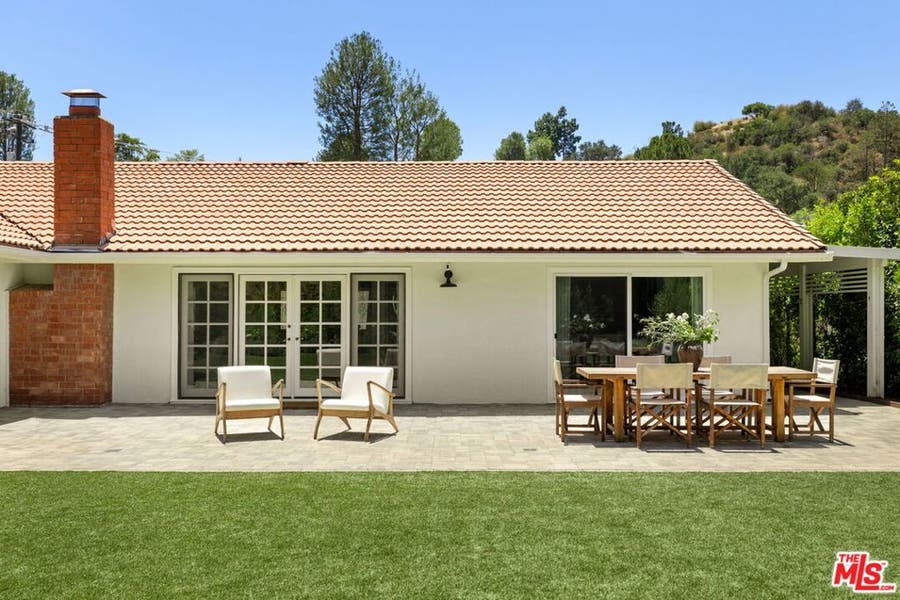 Property photo for 3736 Eddingham Avenue, Calabasas, CA