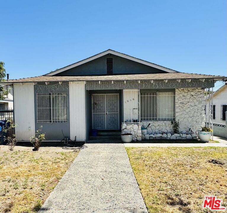 Property photo for 1010 E 67th Street, Inglewood, CA