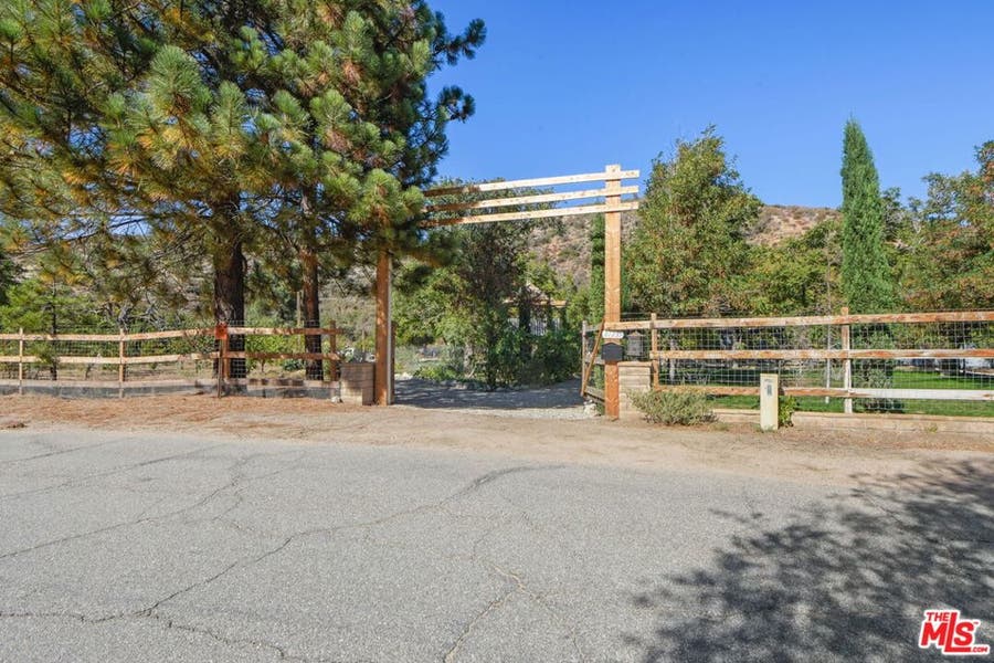 Property photo for 27235 Pine Canyon Road, Lake Hughes, CA