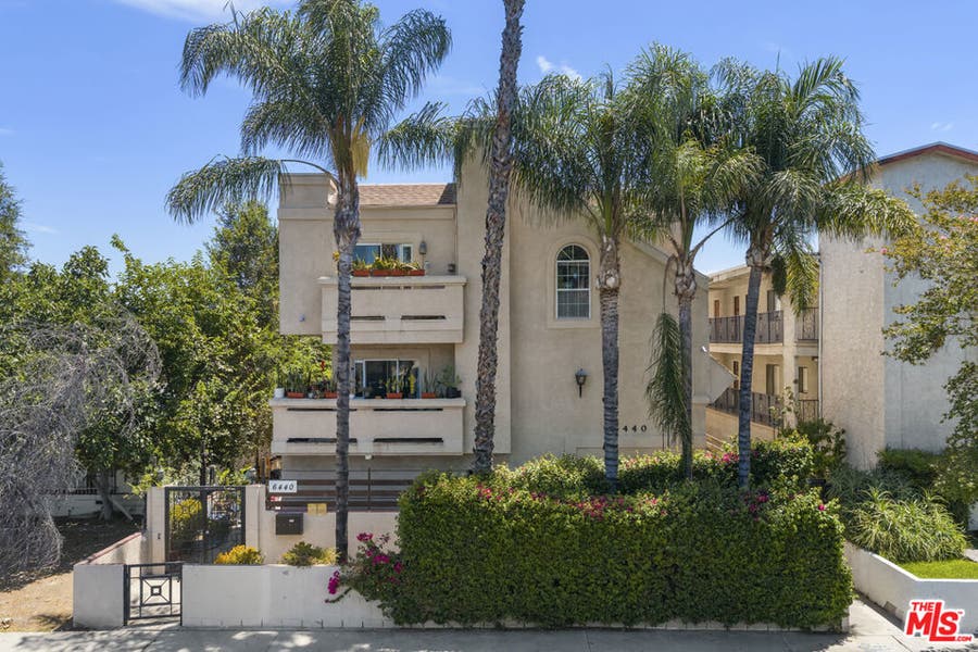 Property photo for 6440 Balboa Boulevard, Lake Balboa, CA