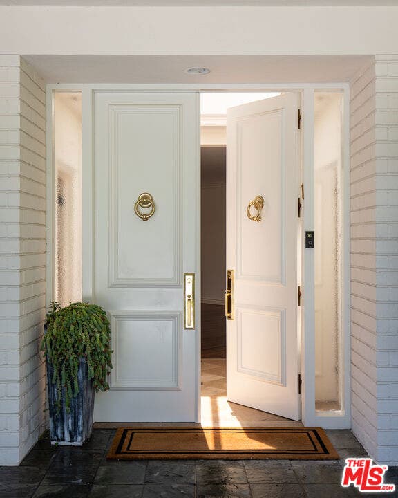 Property photo for 1201 Loma Vista Drive, Beverly Hills, CA