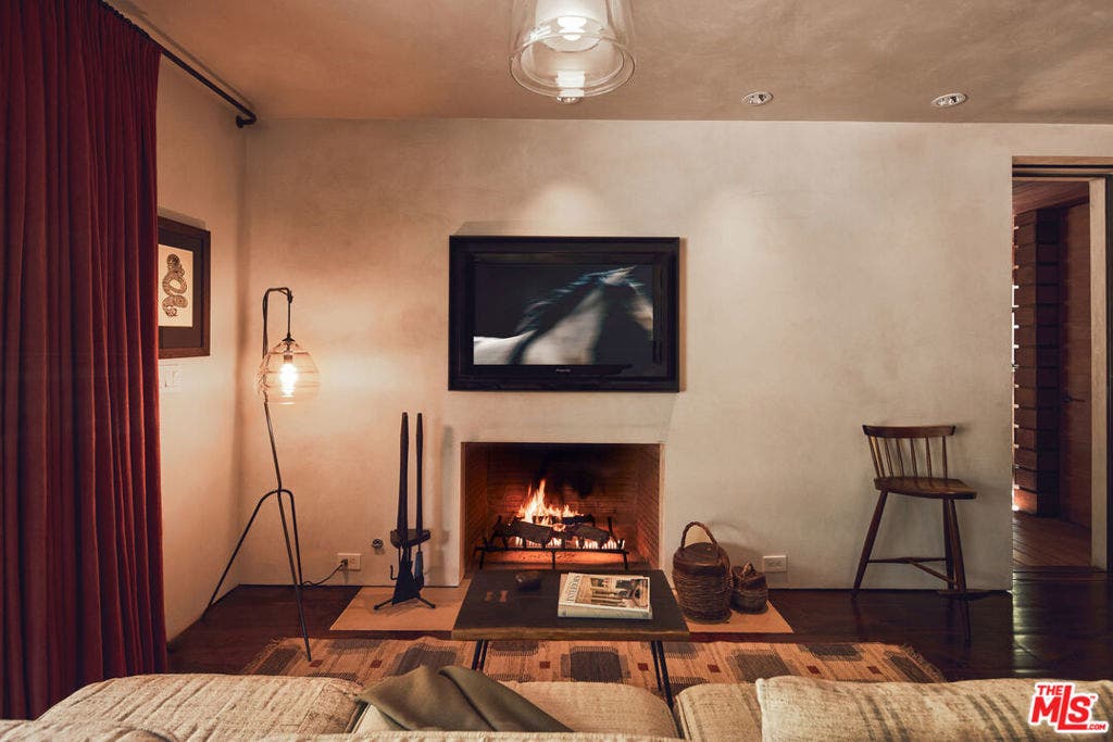 1680 Old Oak Road, Los Angeles, CA 90049 1680 Old Oak Road, Los Angeles, CA 90049