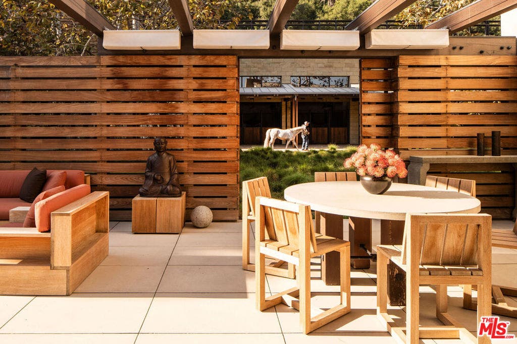 1680 Old Oak Road, Los Angeles, CA 90049 1680 Old Oak Road, Los Angeles, CA 90049
