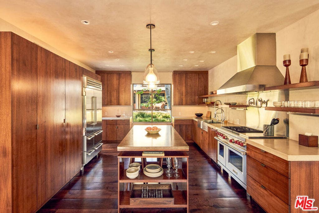 1680 Old Oak Road, Los Angeles, CA 90049 1680 Old Oak Road, Los Angeles, CA 90049