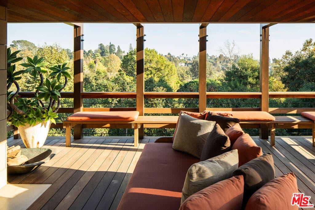 1680 Old Oak Road, Los Angeles, CA 90049 1680 Old Oak Road, Los Angeles, CA 90049
