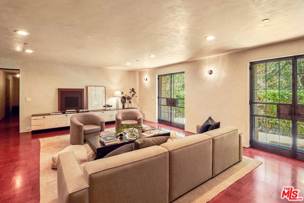 1680 Old Oak Road, Los Angeles, CA 90049 1680 Old Oak Road, Los Angeles, CA 90049
