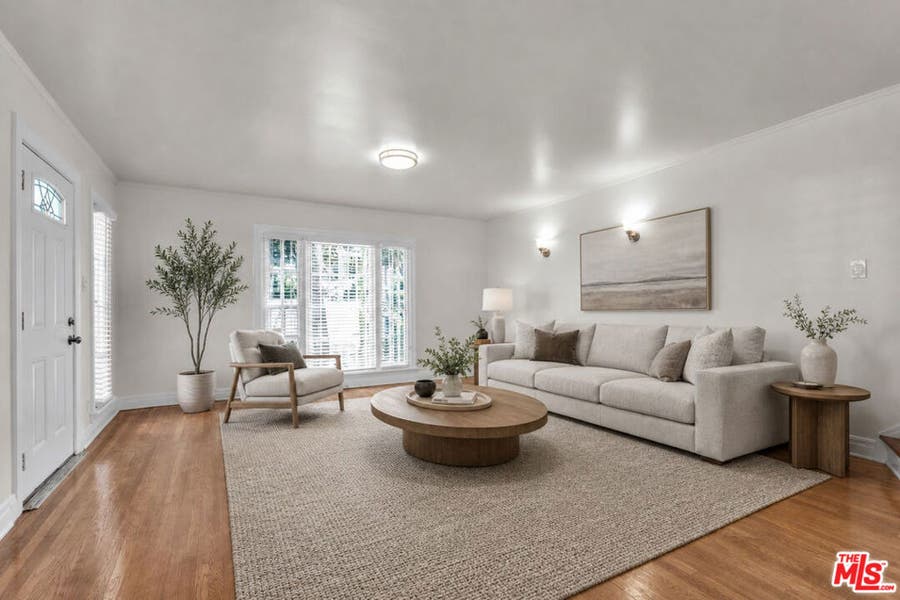 Property photo for 419 N VAN NESS Avenue, Los Angeles, CA