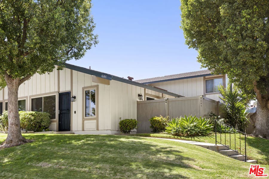 Property photo for 1685 E Avenida De Las Flores, Thousand Oaks, CA