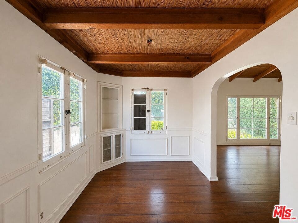 431 Westmount Drive, West Hollywood, CA 90048 431 Westmount Drive, West Hollywood, CA 90048