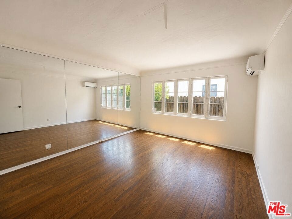 431 Westmount Drive, West Hollywood, CA 90048 431 Westmount Drive, West Hollywood, CA 90048