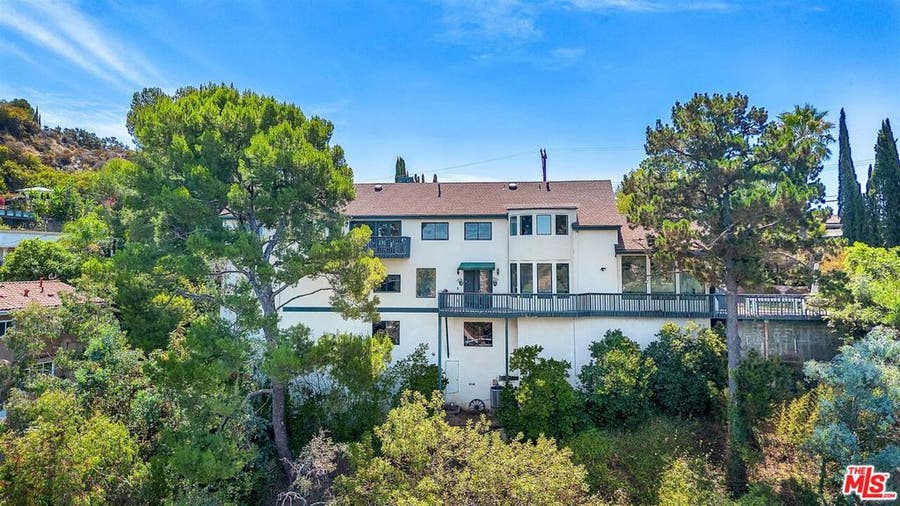 Property photo for Los Angeles, CA