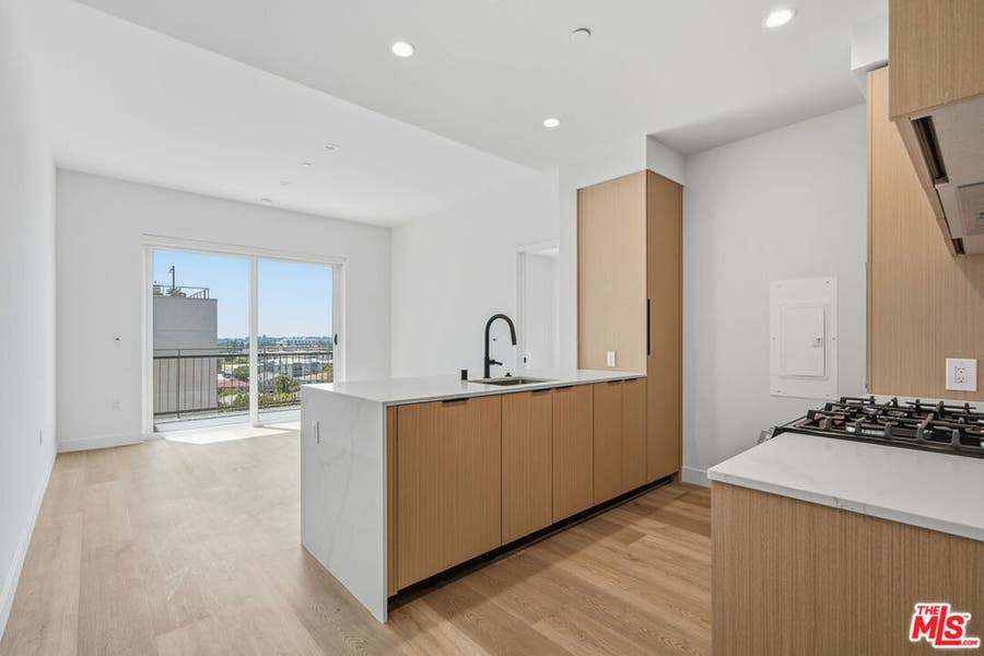 Property photo for 3555 Overland Avenue, #302, Los Angeles, CA