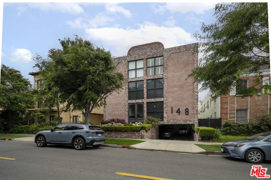 Property photo for 148 S Reeves Drive, #4, Beverly Hills, CA