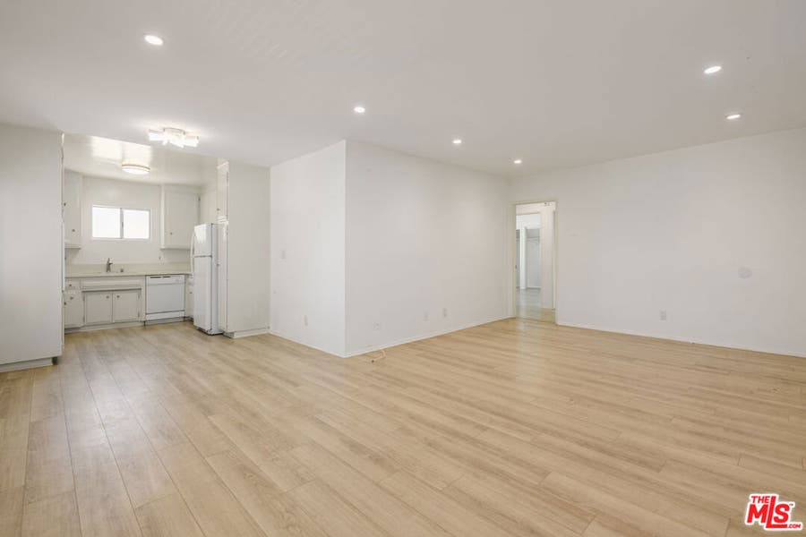 Property photo for 2803 Arizona Avenue, #11, Santa Monica, CA