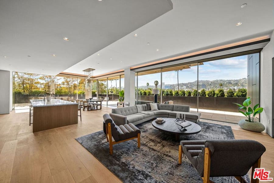 Property photo for 8899 Beverly Boulevard, #4A, West Hollywood, CA