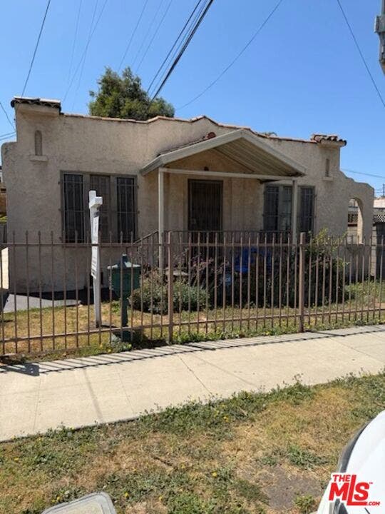 Property photo for 4014 W 30th Street, Los Angeles, CA