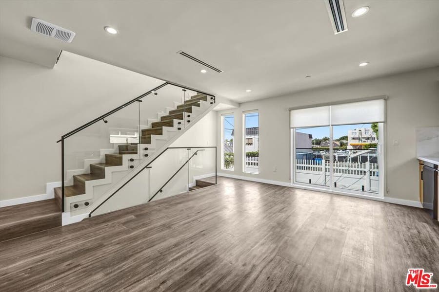 Property photo for 1309 N Sycamore Avenue, #1/2, Los Angeles, CA