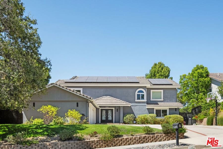 Property photo for 22405 Calipatria Drive, Calabasas, CA