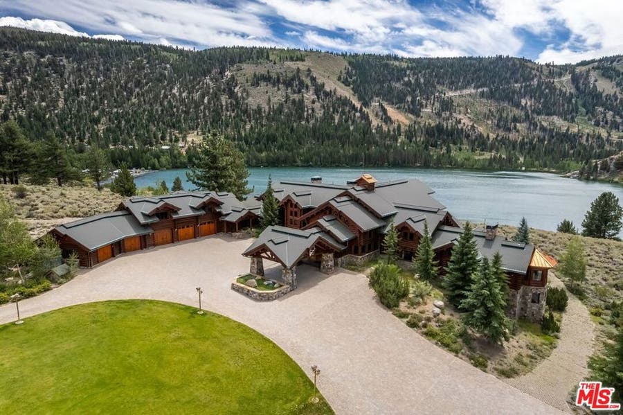 Property photo for 333 Leonard Ave, Mammoth Lakes, CA
